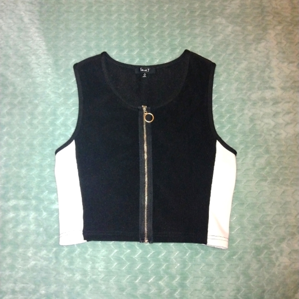 Love J Ribbed Middy Top, Small